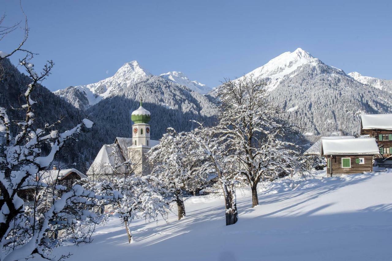 Gasthaus Pension Montafonerhuesli Sankt Gallenkirch Exterior photo